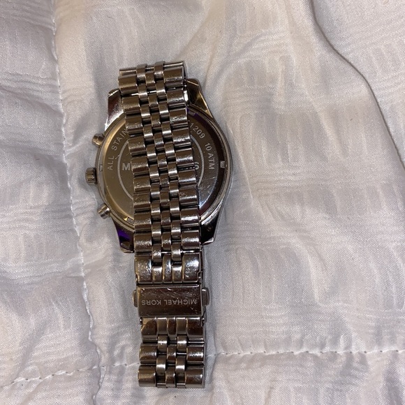 Michael Kors Watch - Picture 5 of 5